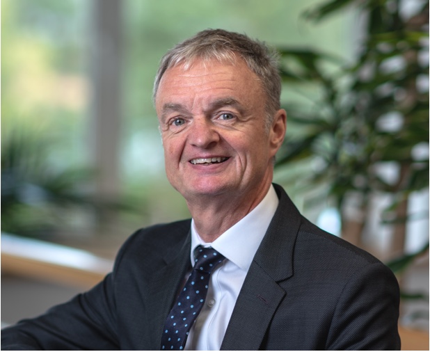 The Exeter’s Chairman, Wallace Dobbin, announces retirement after 14 years on the Board